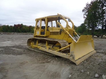 Bulldozer de marque Caterpillar année 1978 — photo 2