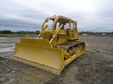 Bulldozer de marque Caterpillar année 1978 — photo 3