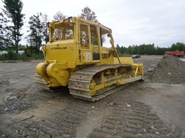 Bulldozer de marque Caterpillar année 1978 — photo 4