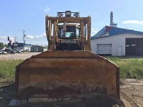 Bulldozer de marque Caterpillar année 2000 — photo 2