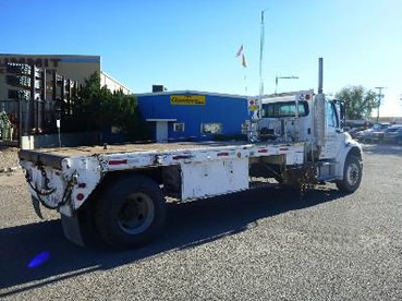 Camion plate-forme de marque FREIGHTLINER année 1998 — photo 3