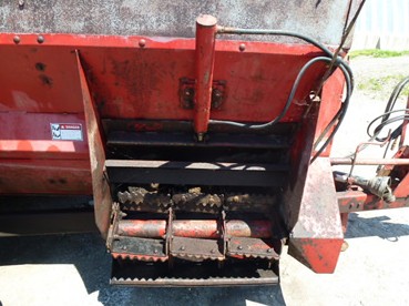 Épendeur à fumier de marque New Holland — photo 3