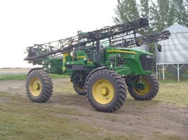 Équipement d'arrosage de marque JOHN DEERE année 2005 — photo 2