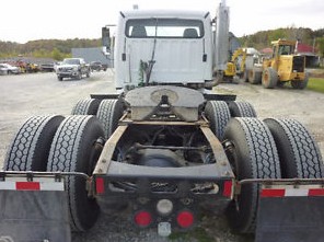 Camion tracteur 10 roues année 2005 — photo 4