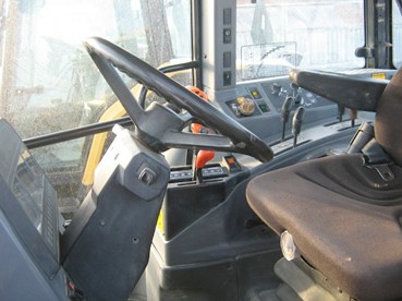 Tracteur Ford 8340 année 1997 — photo 2