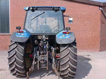 Tracteur Ford 8340 année 1997 — photo 3