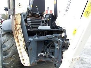 Tractopelle de marque Terex année 2005 — photo 3
